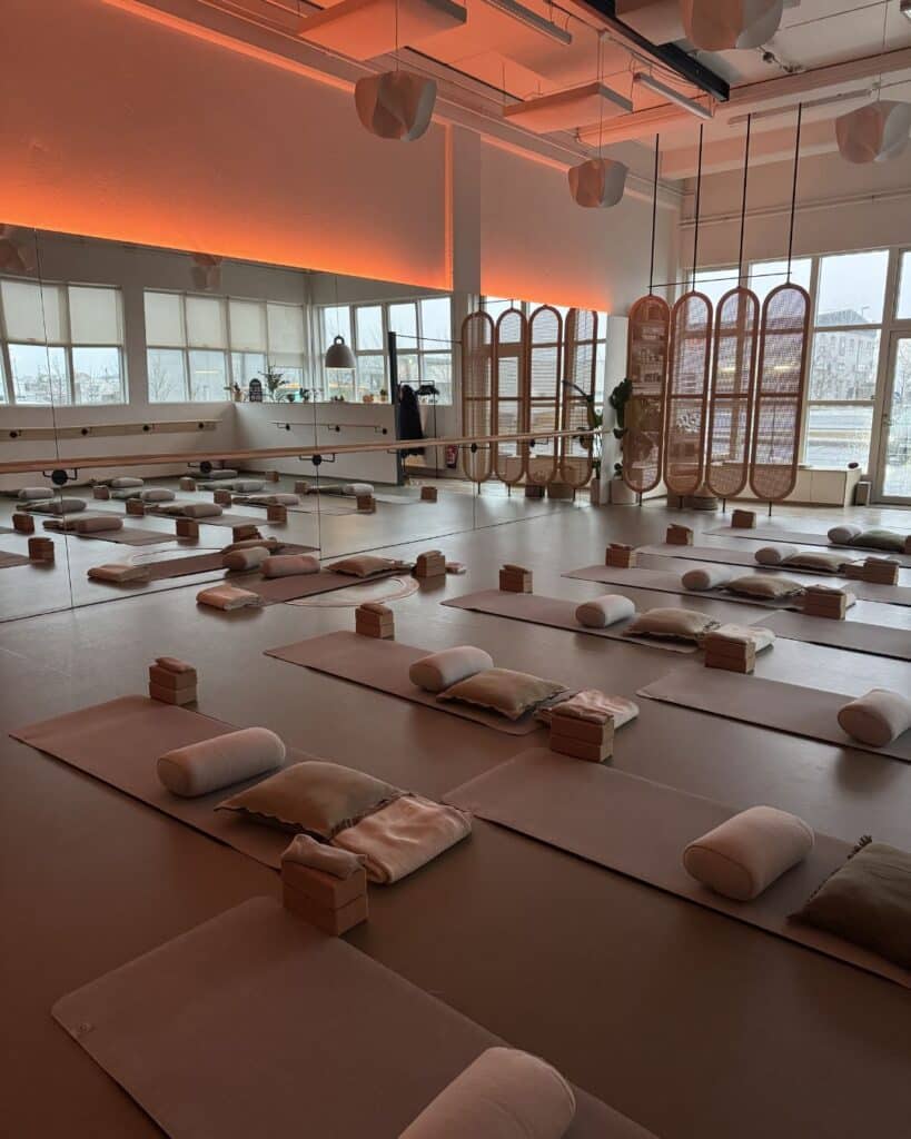 yogamind retreat island yogastudio